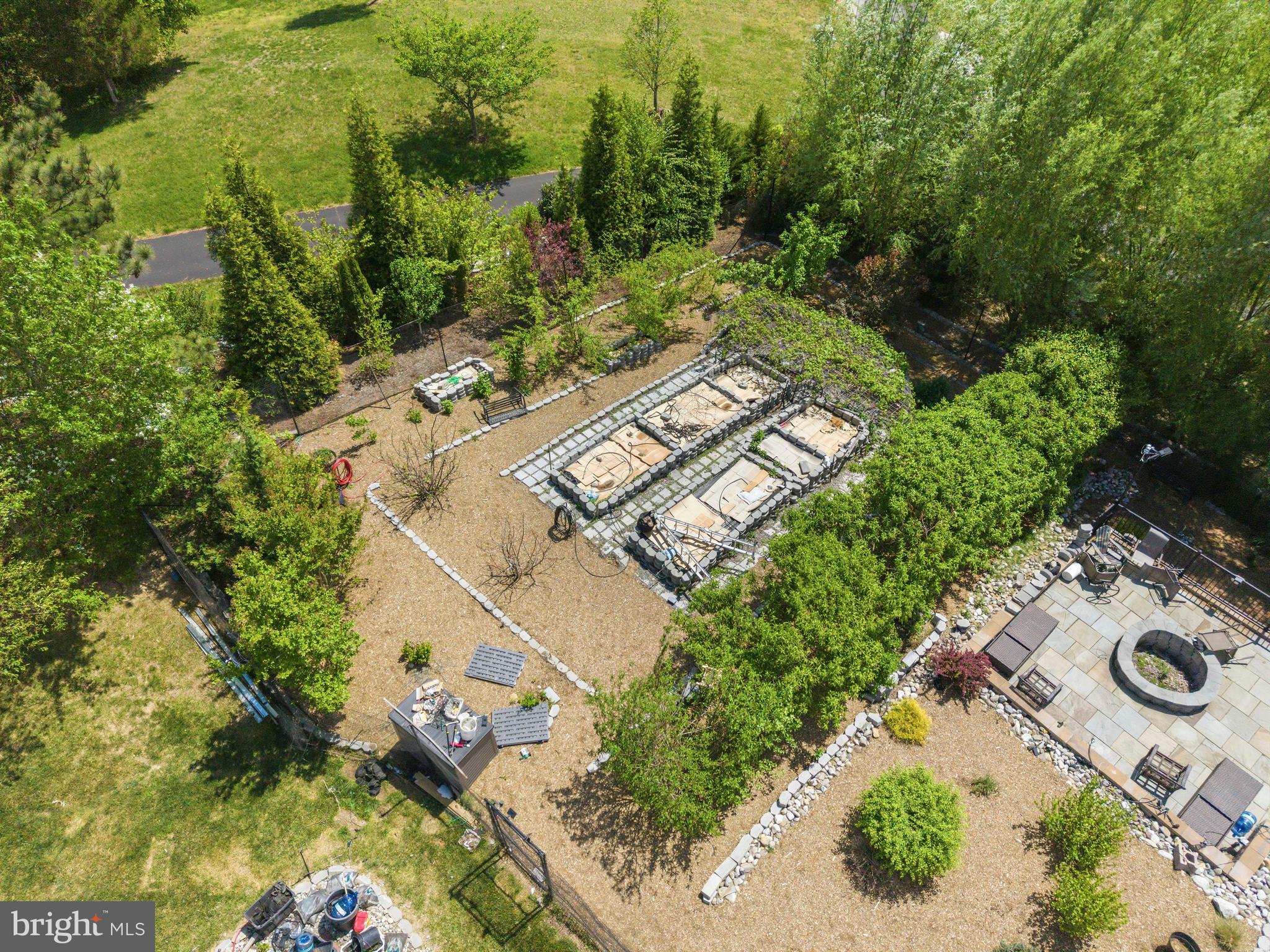 WINDSONG - Residential