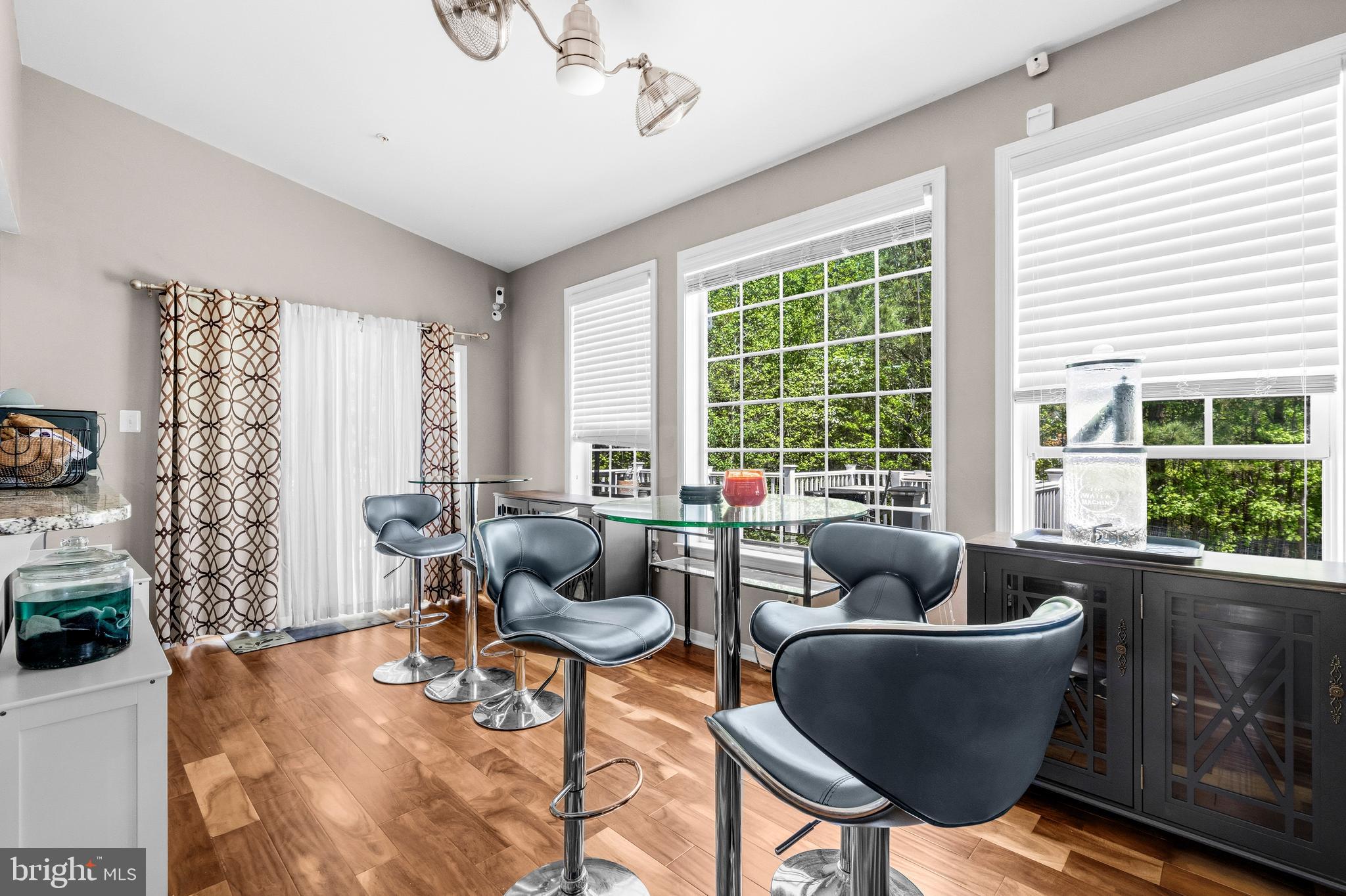 WINDSONG - Residential