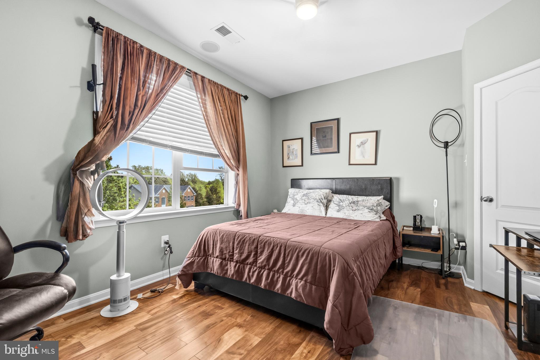 WINDSONG - Residential