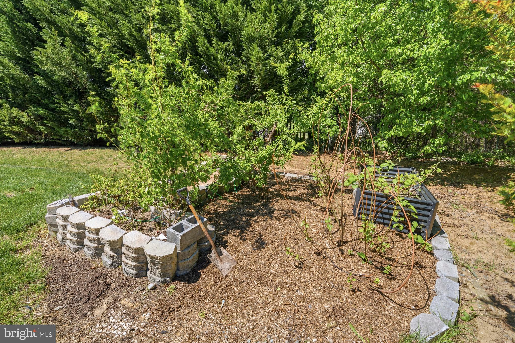 WINDSONG - Residential