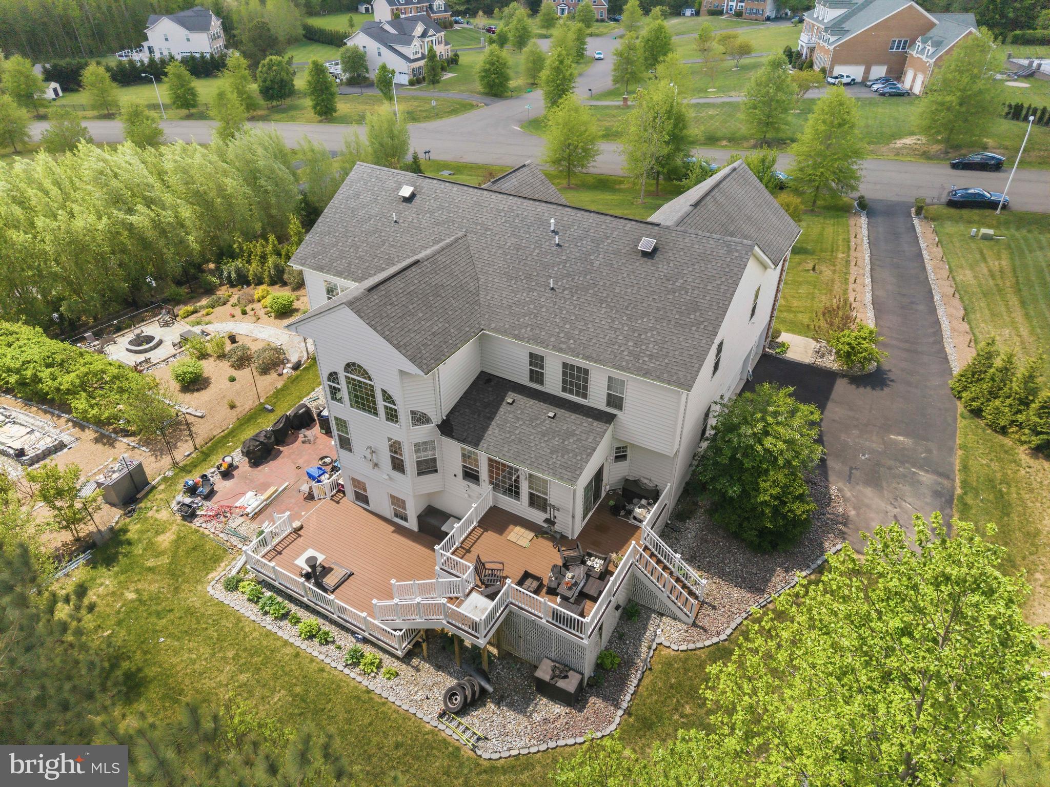 WINDSONG - Residential