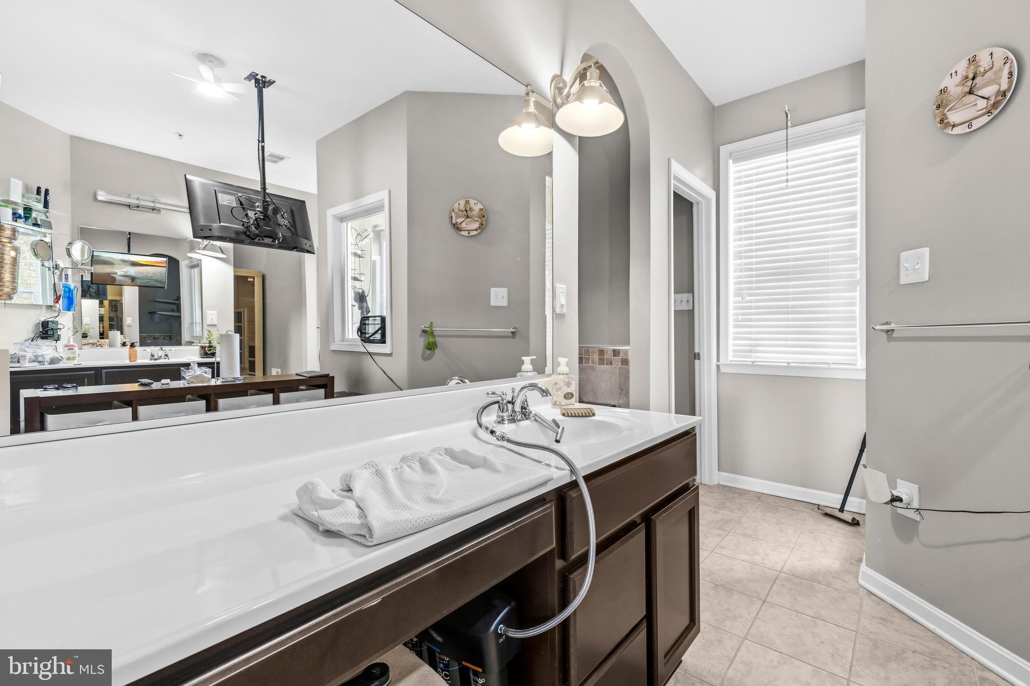 WINDSONG - Residential