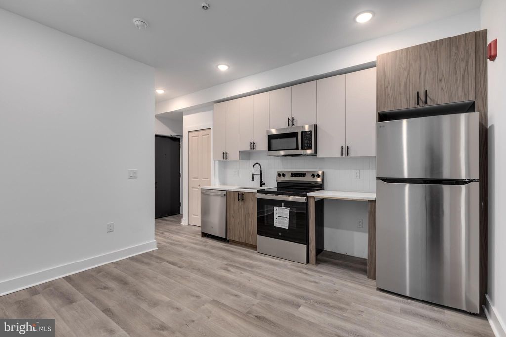 Photo of 715 W Cumberland Street #6, PHILADELPHIA, PA 19133 (MLS # PAPH2583514)