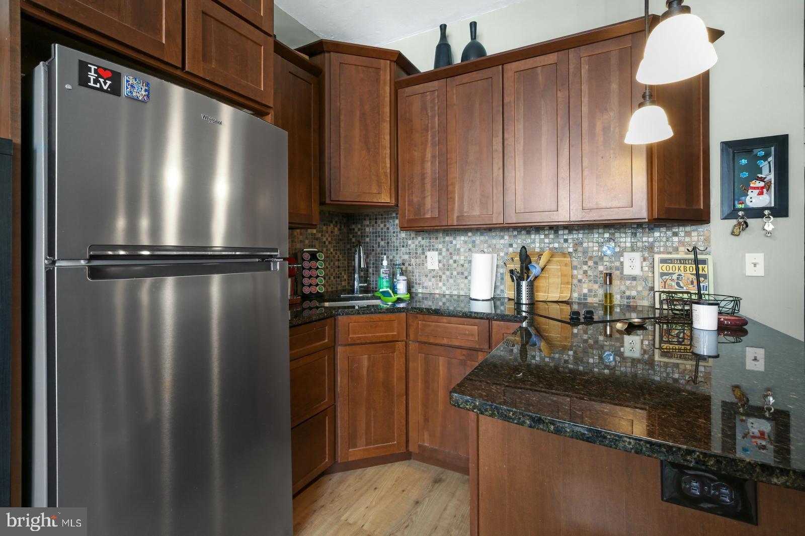 AVENUE OF THE ARTS - Residential Lease