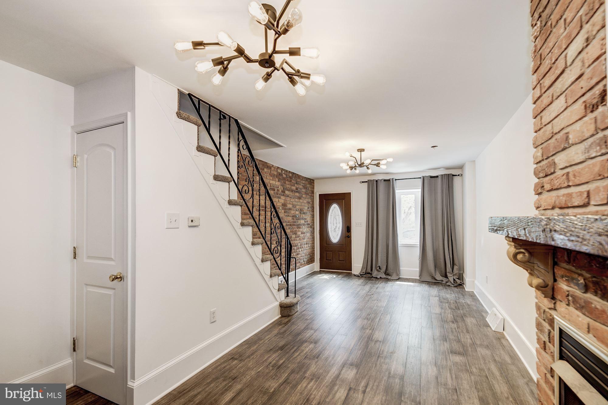 15 W WILDEY STREET