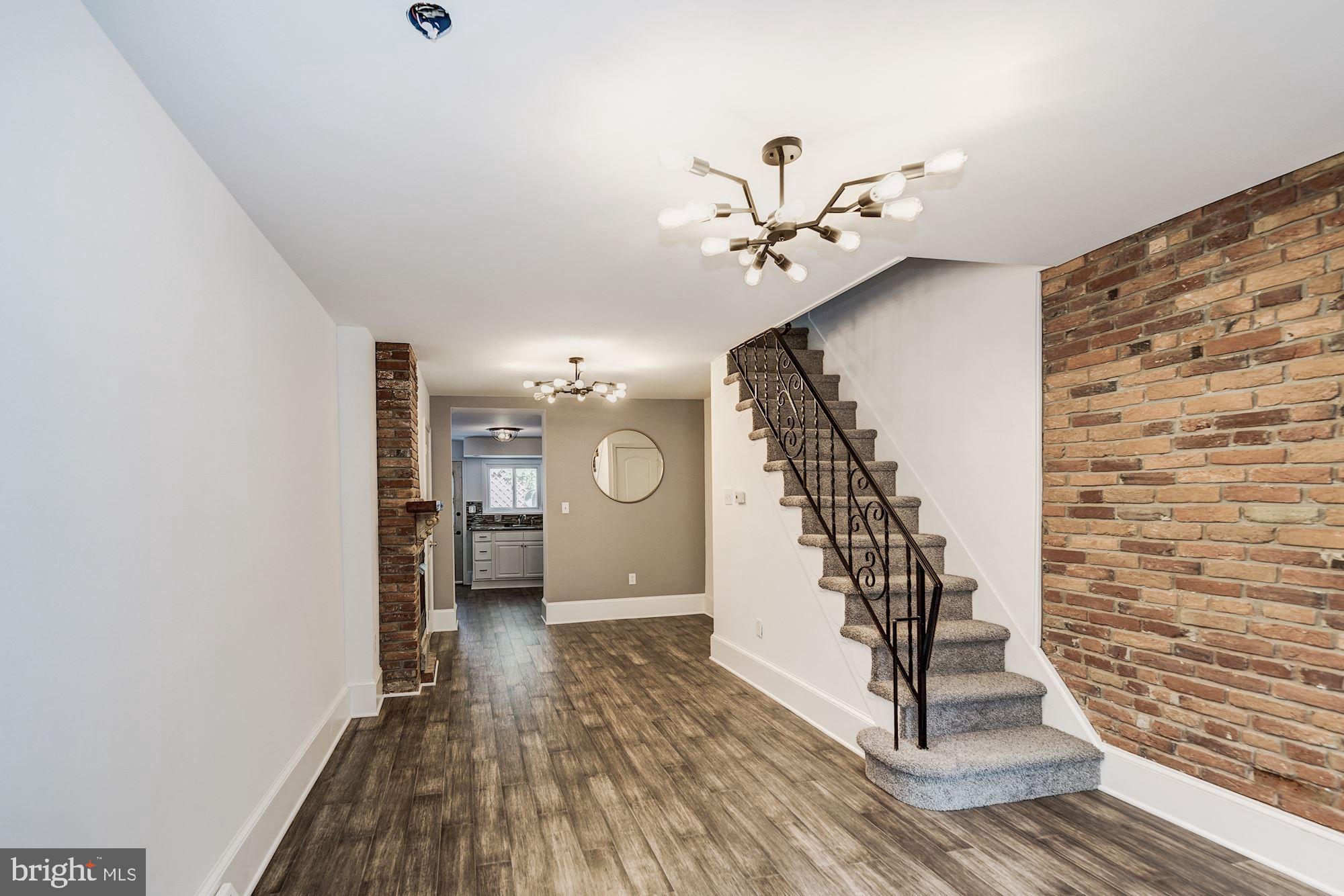 15 W WILDEY STREET