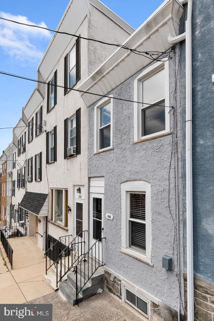 MANAYUNK - Residential Lease