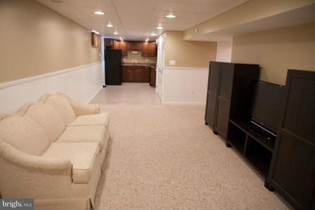 FOREST LAKES - Residential