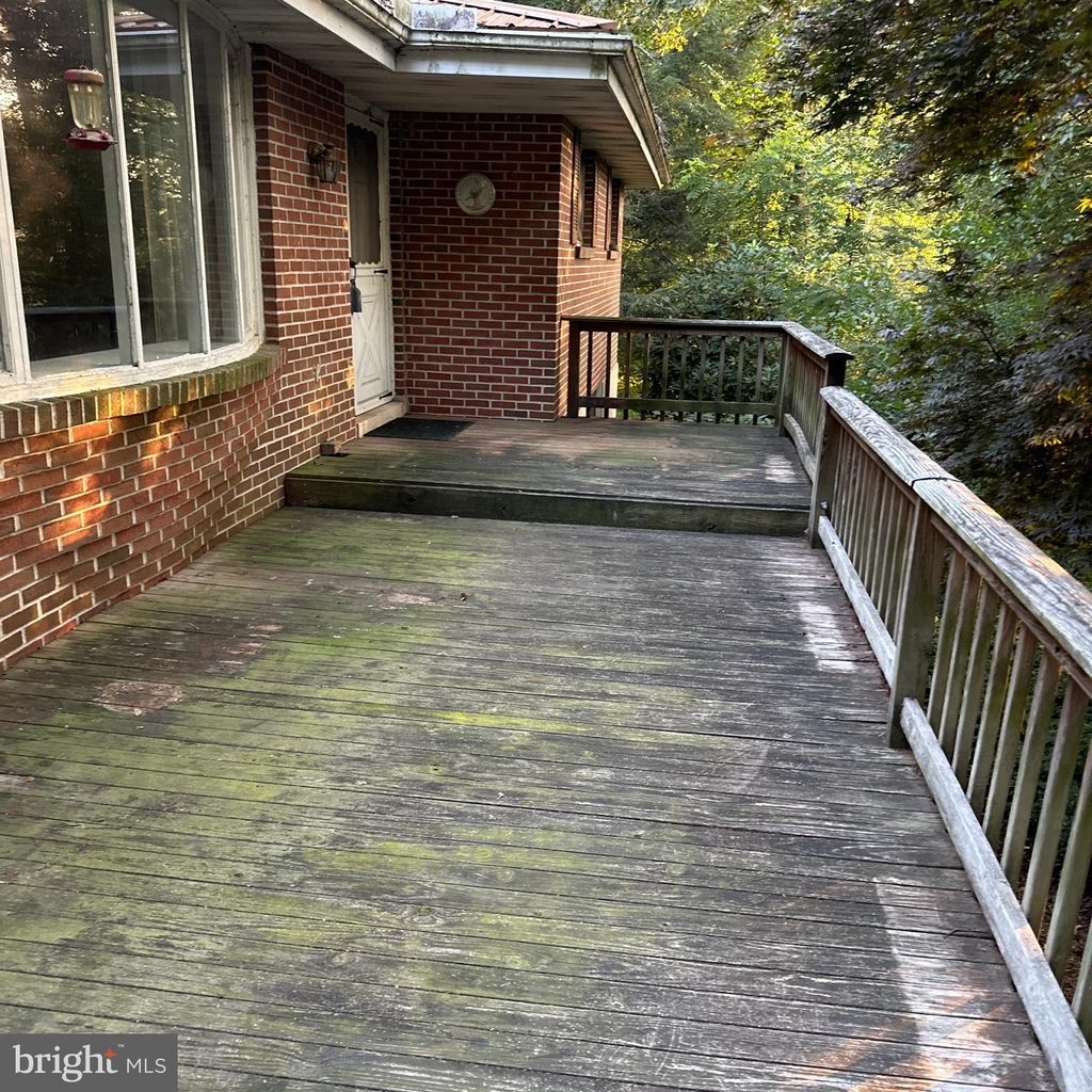 Photo of 10 SCHOOLHOUSE RD, KIRKWOOD, PA 17536 (MLS # PALA2038802)