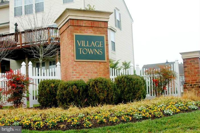 VILLAGE TOWNS - Residential