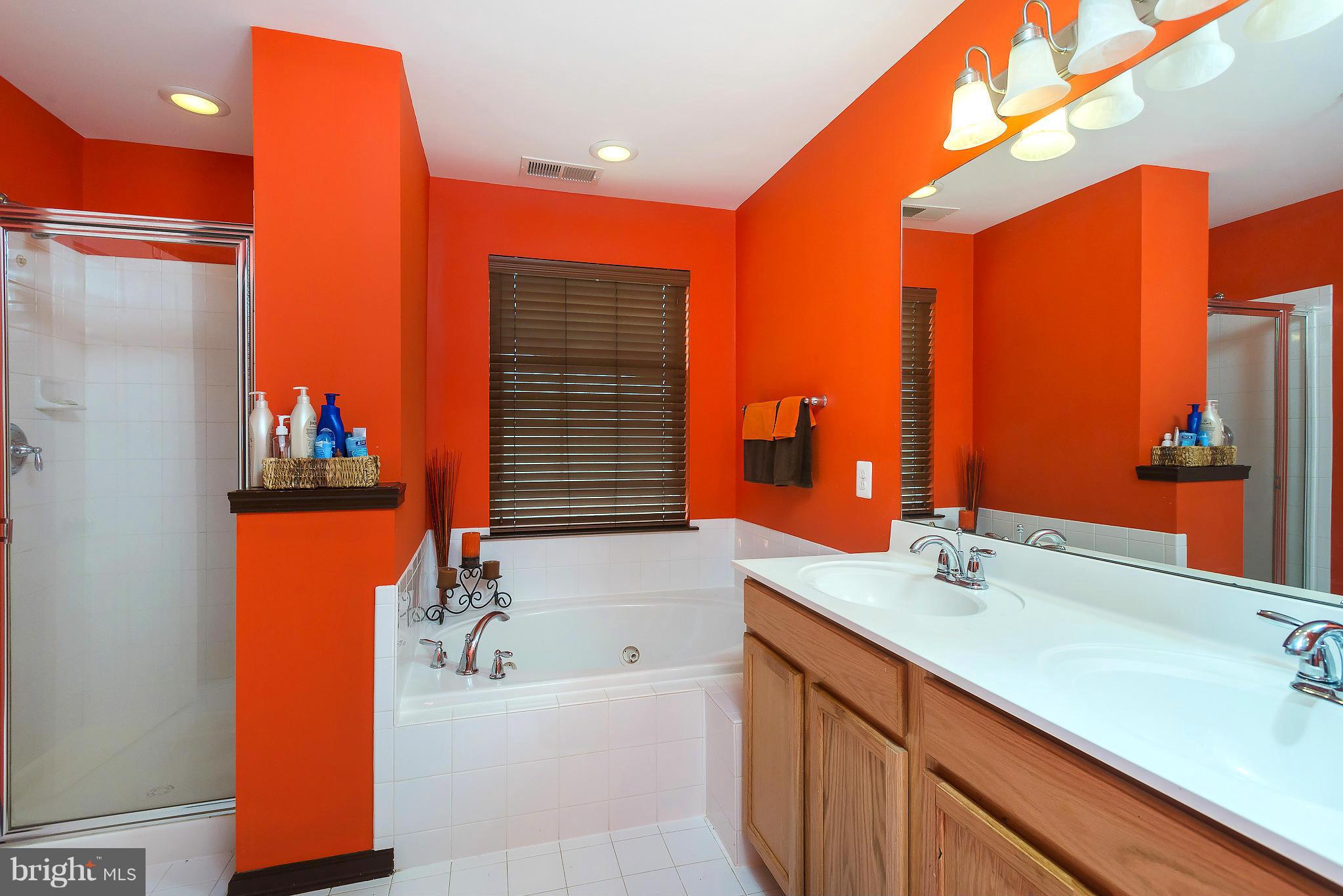 VILLAGE TOWNS - Residential