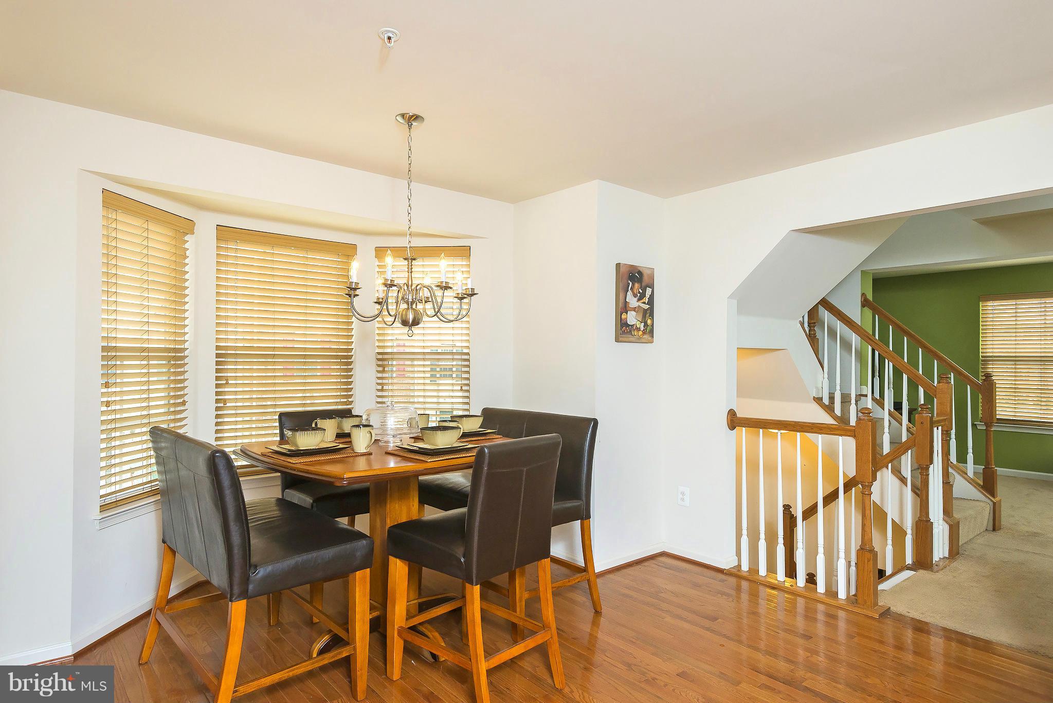 VILLAGE TOWNS - Residential