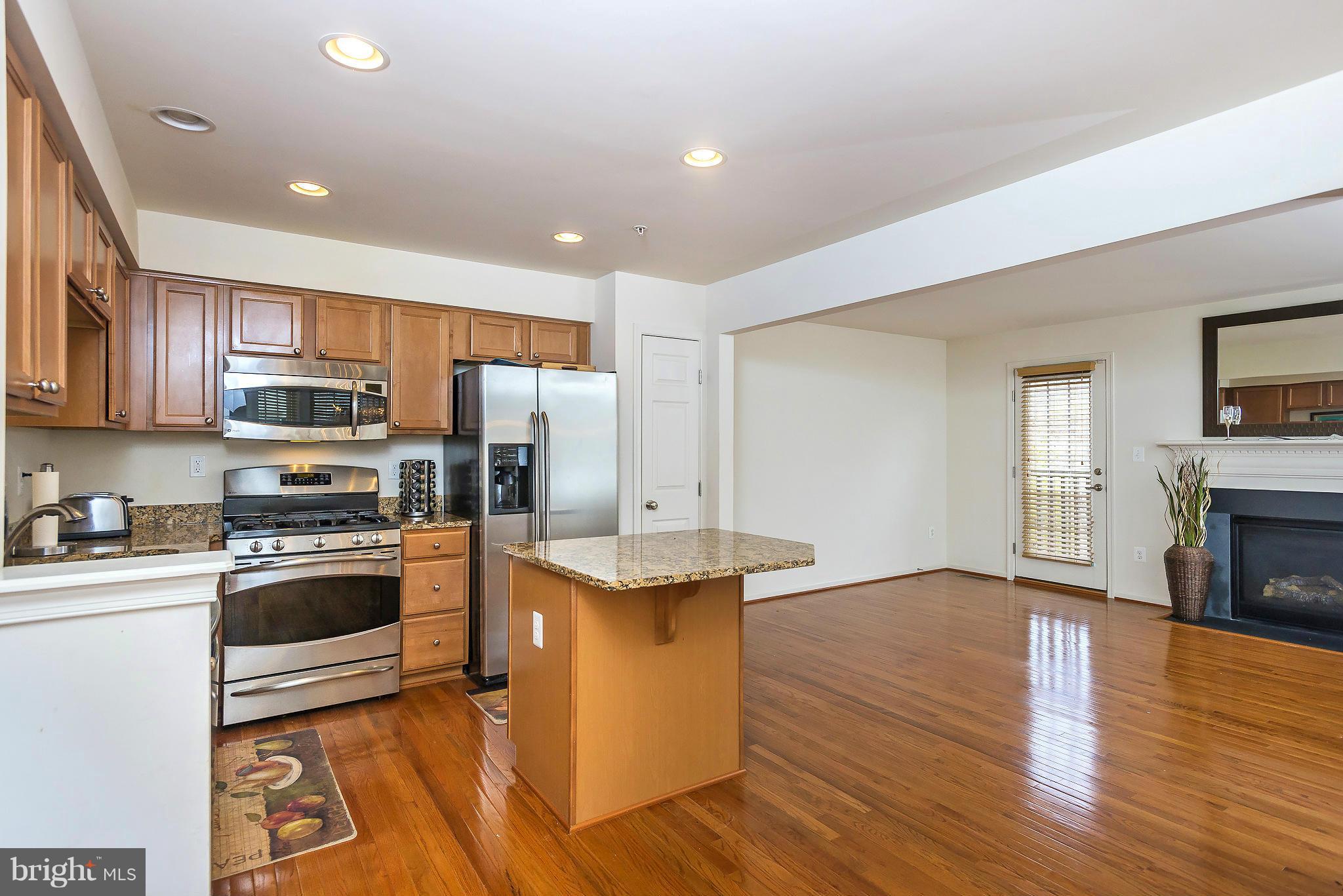 VILLAGE TOWNS - Residential