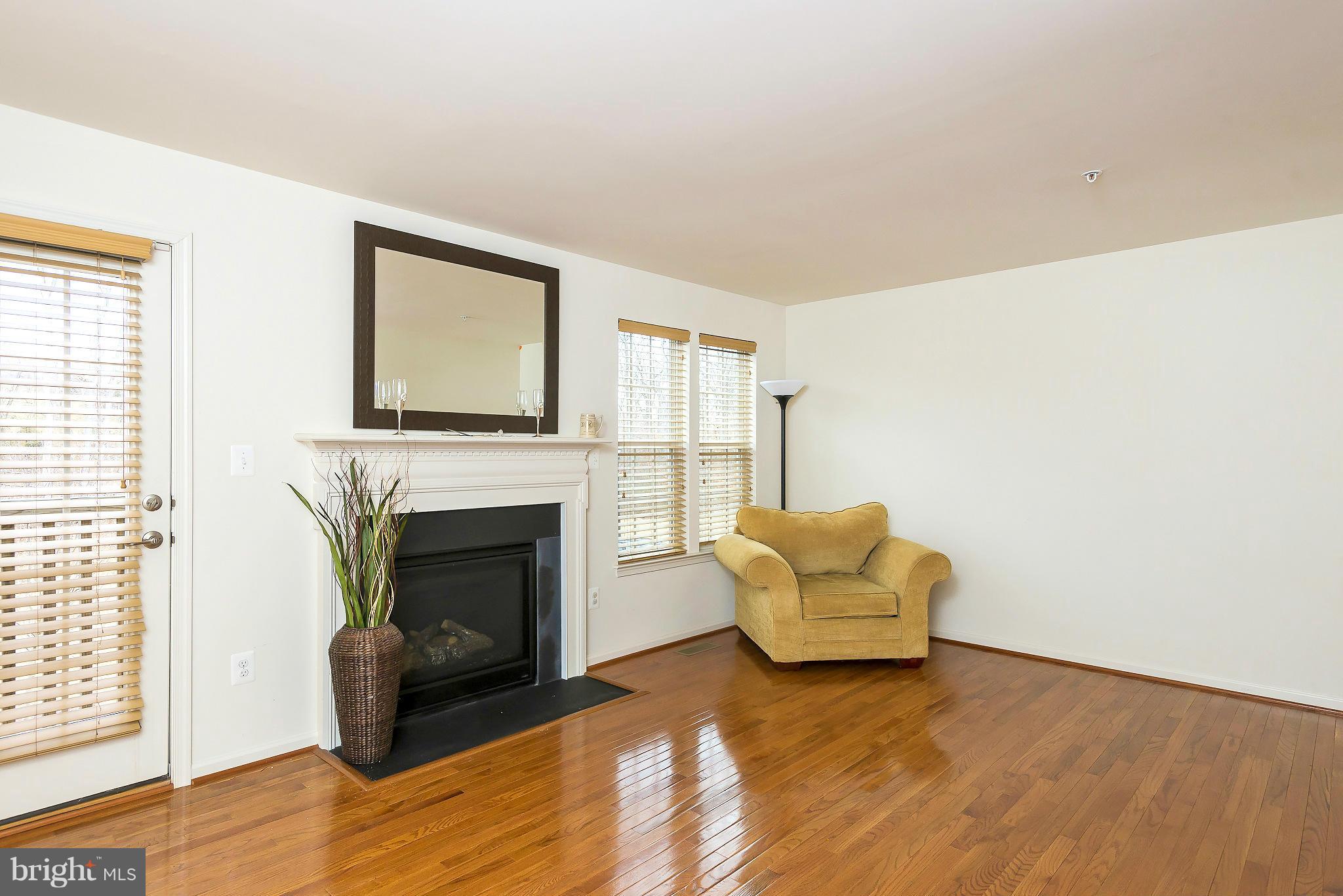 VILLAGE TOWNS - Residential