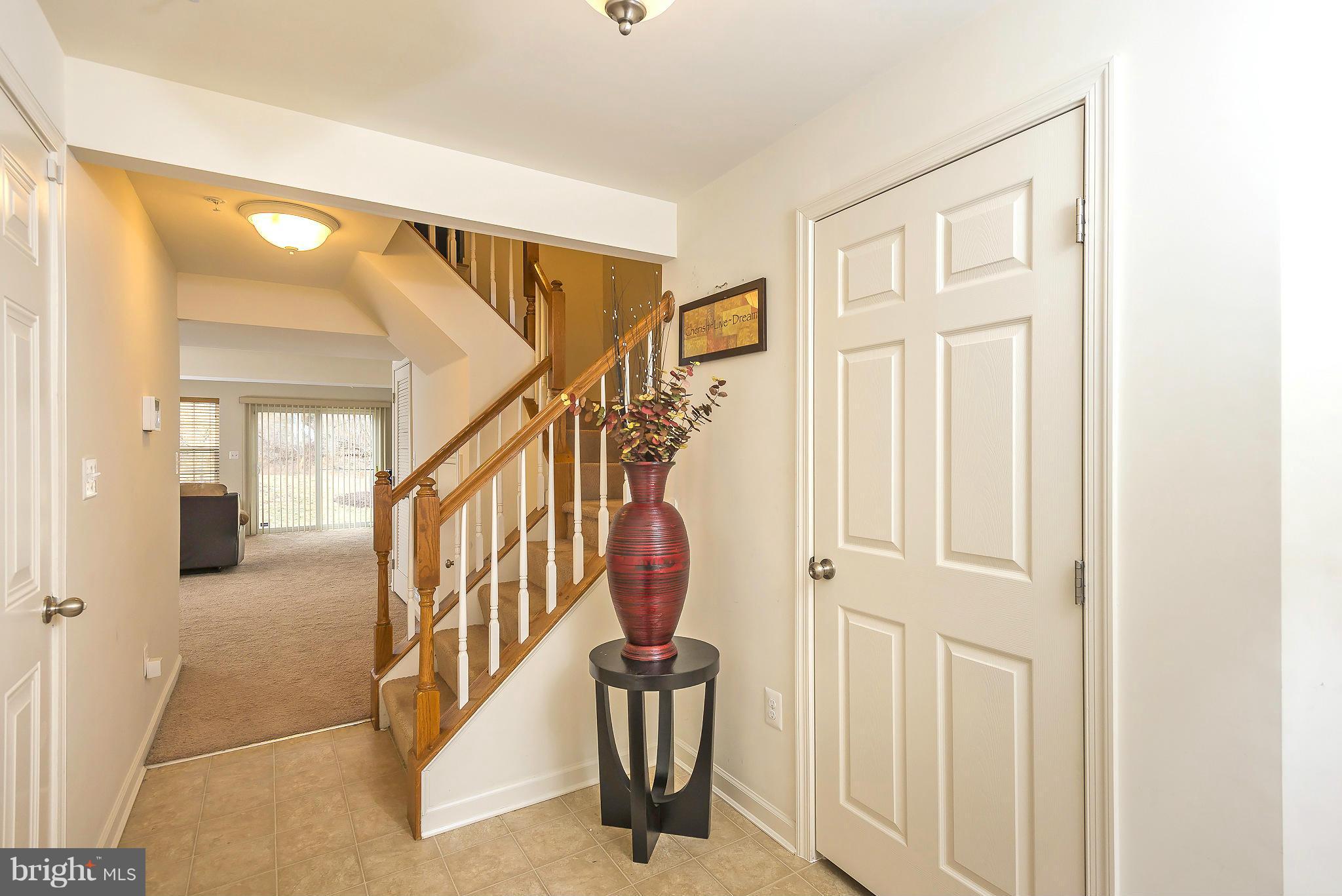 VILLAGE TOWNS - Residential