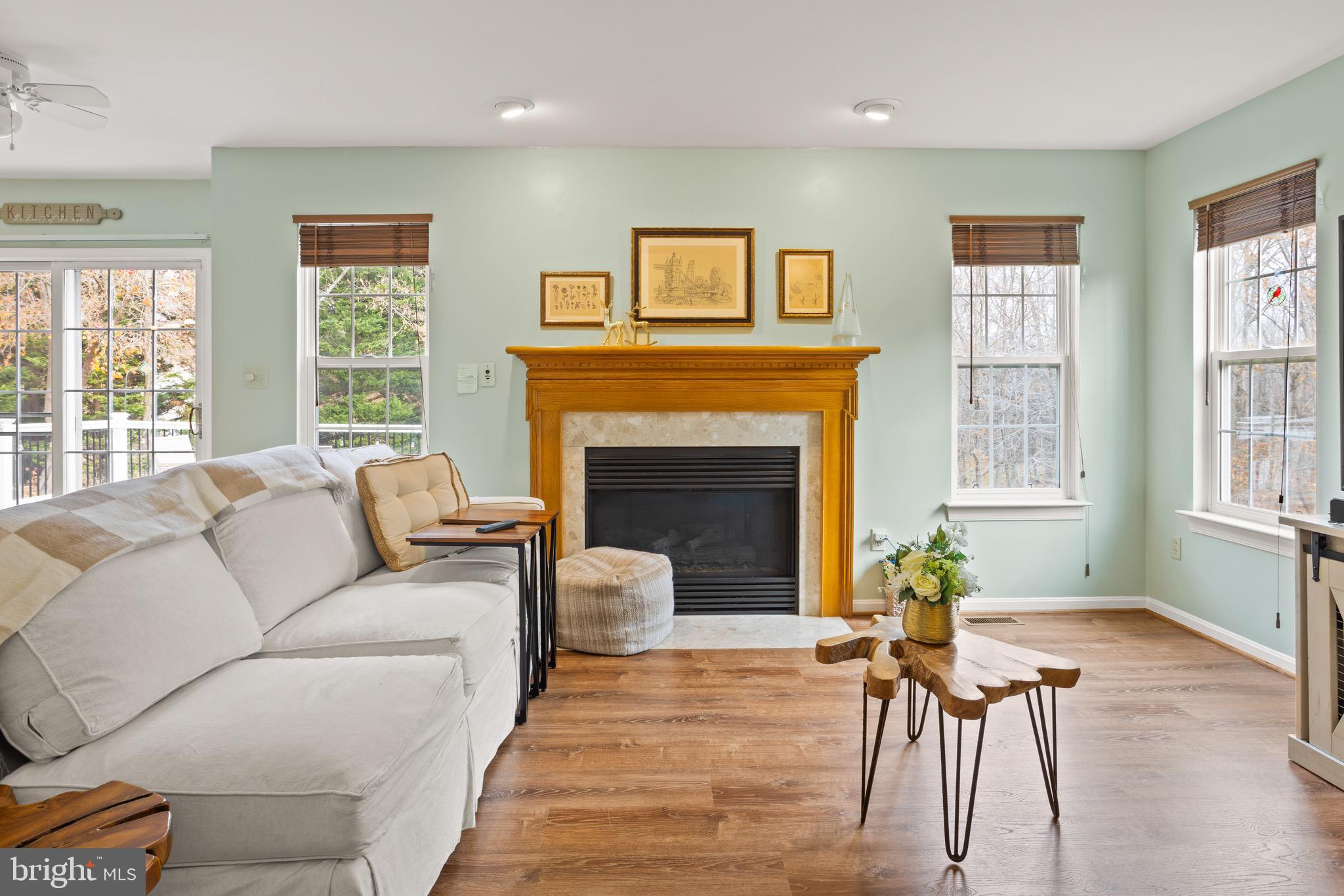 CYPRESS KNOLLS - Residential