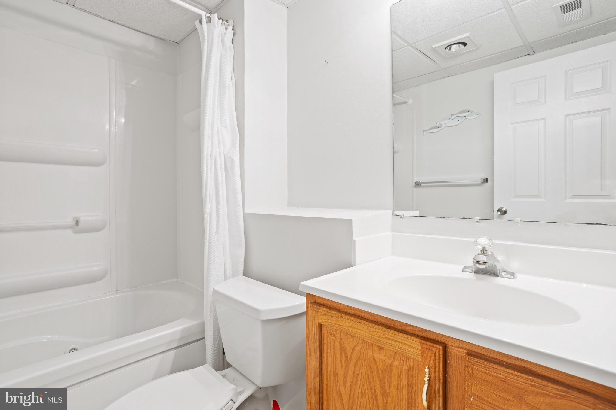 CYPRESS KNOLLS - Residential