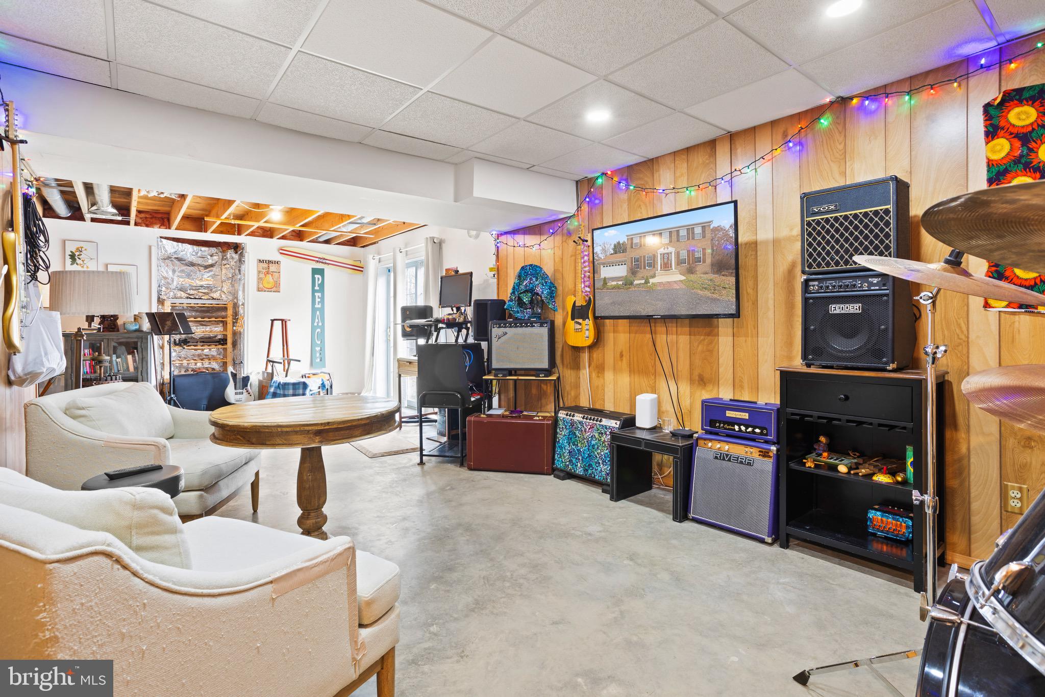 CYPRESS KNOLLS - Residential