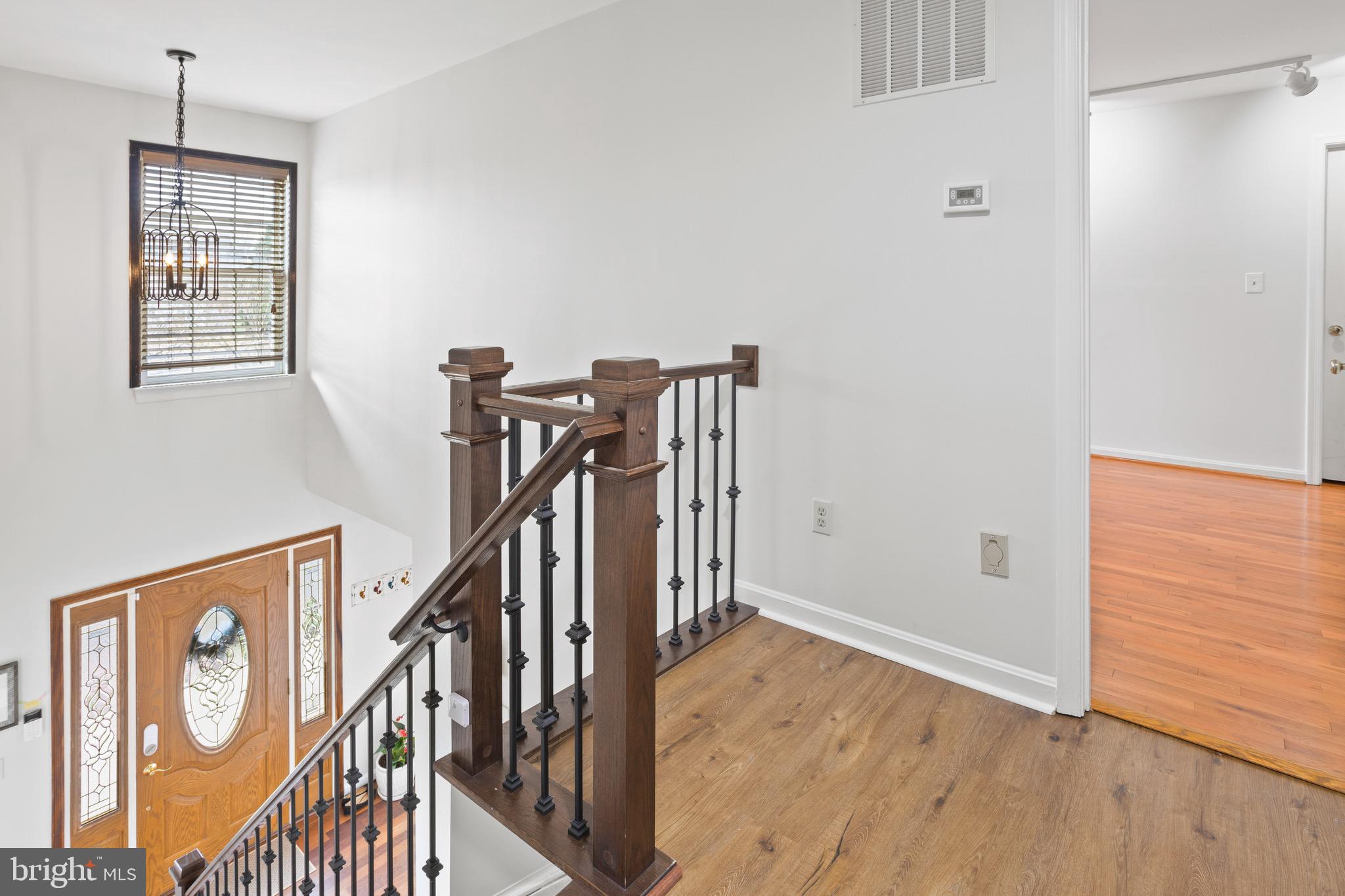 CYPRESS KNOLLS - Residential