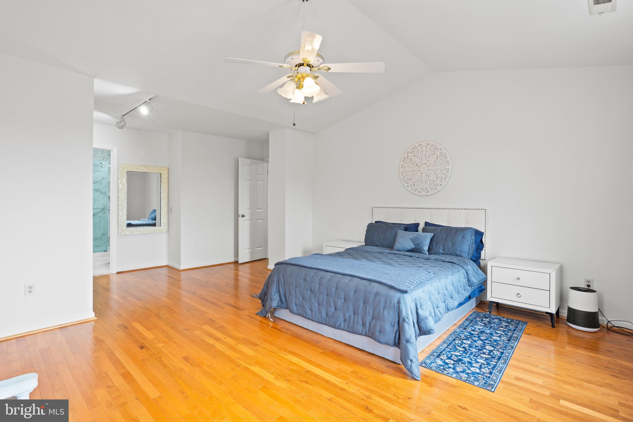 CYPRESS KNOLLS - Residential