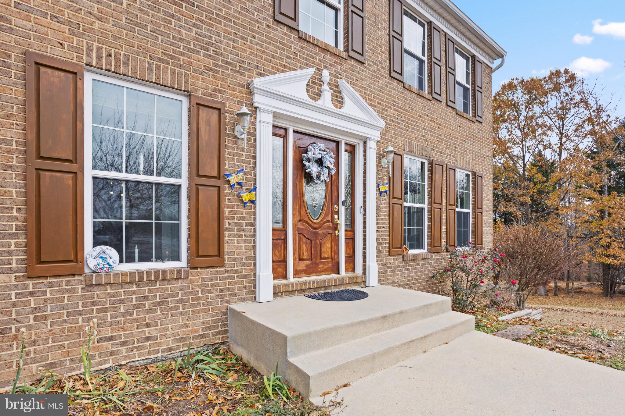 CYPRESS KNOLLS - Residential