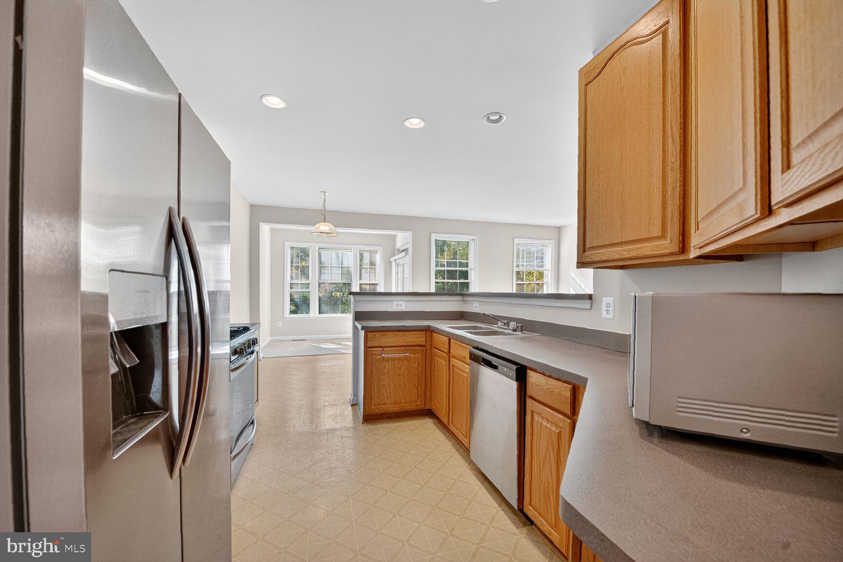 EDWARDS LANDING - Residential Lease