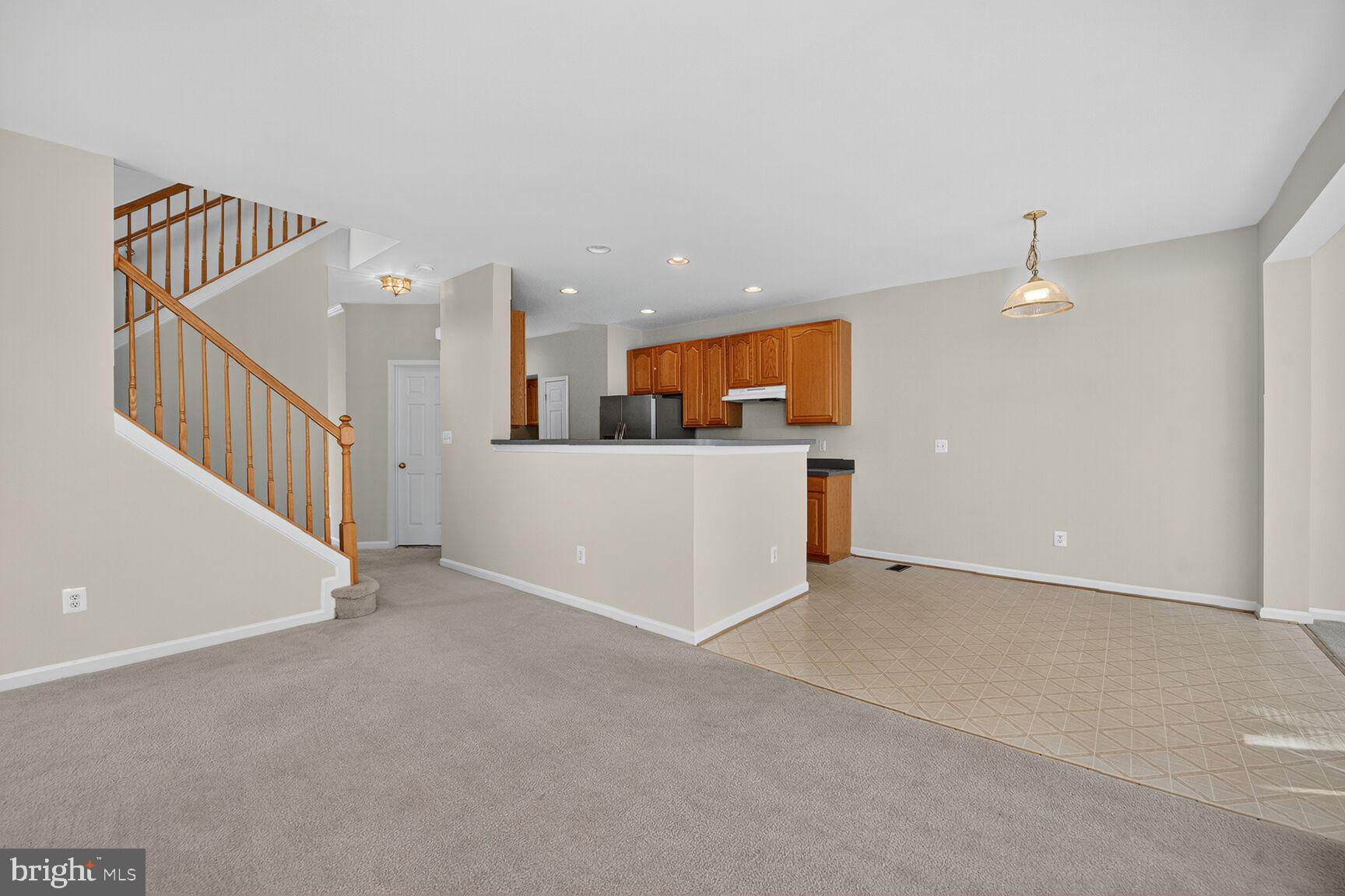 EDWARDS LANDING - Residential Lease