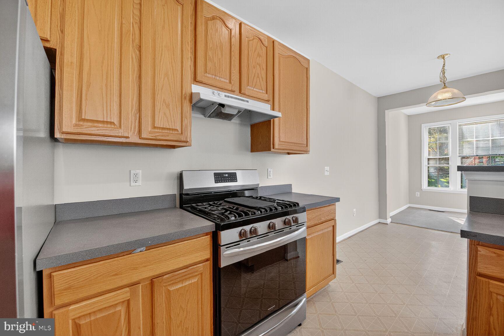 EDWARDS LANDING - Residential Lease