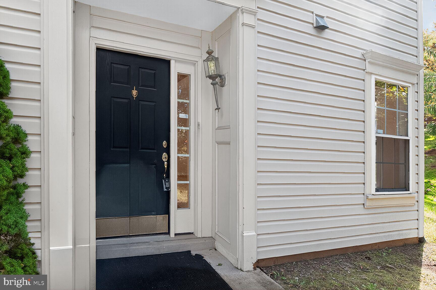 EDWARDS LANDING - Residential Lease