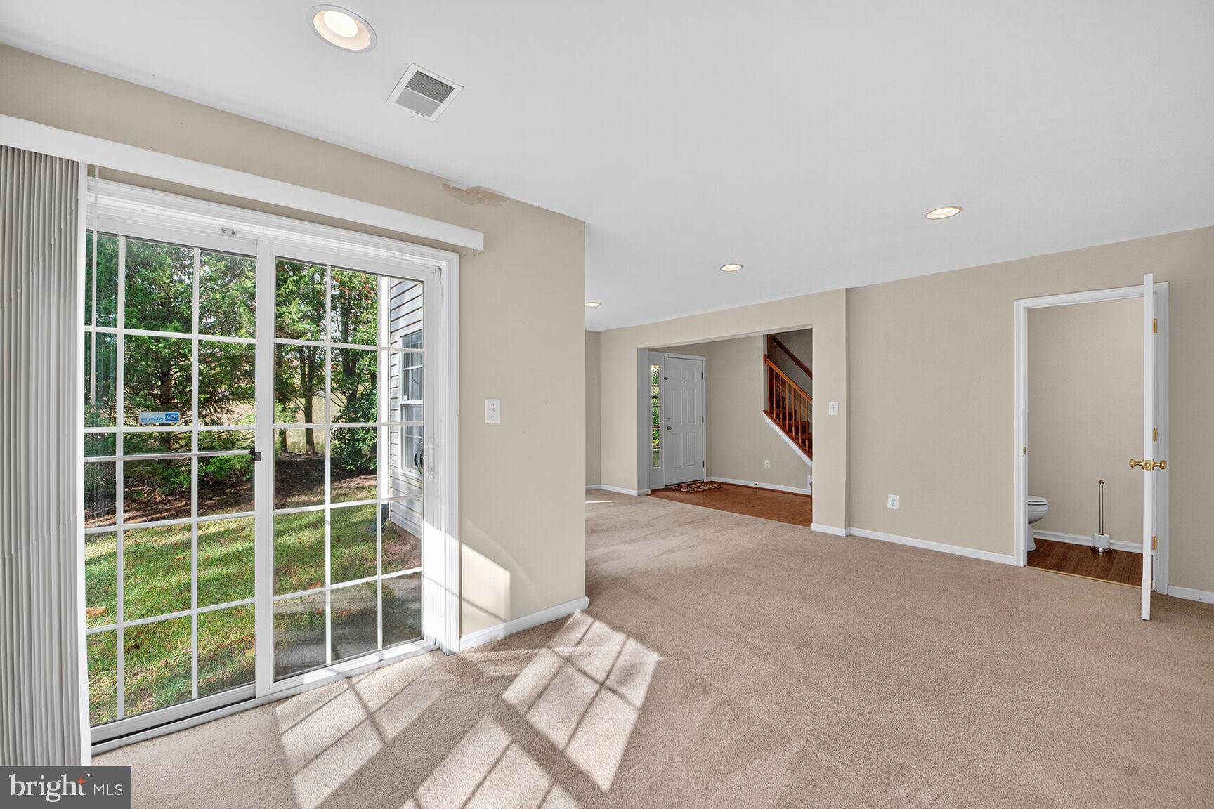 EDWARDS LANDING - Residential Lease