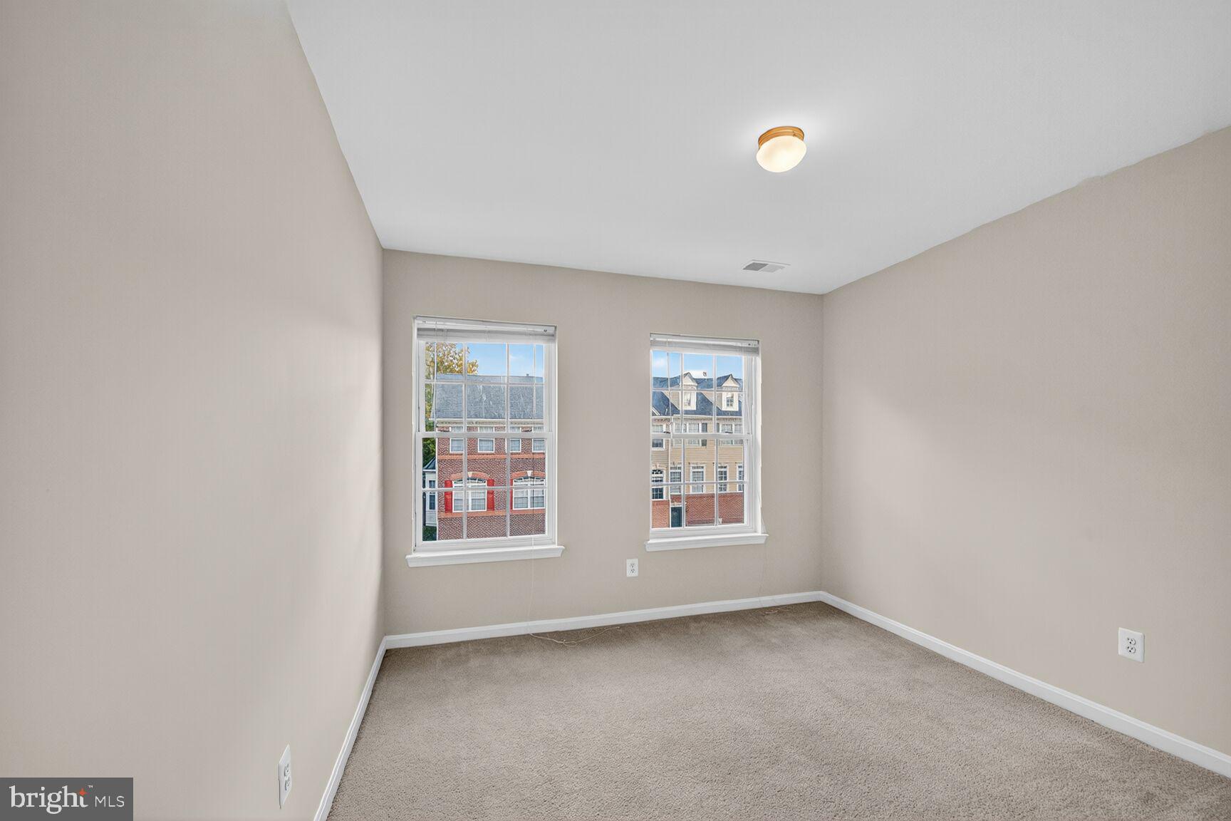 EDWARDS LANDING - Residential Lease