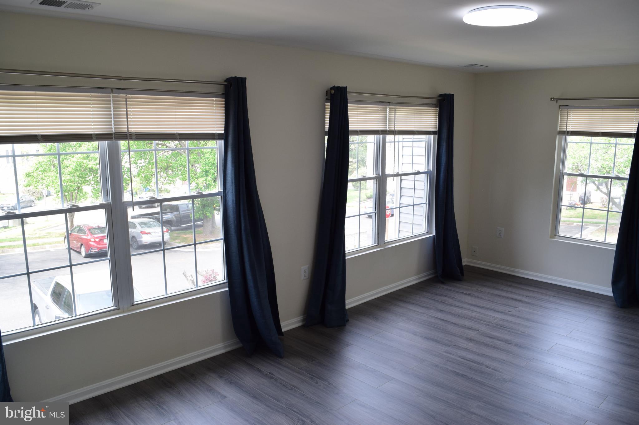 LAKE RIDGE - Residential Lease