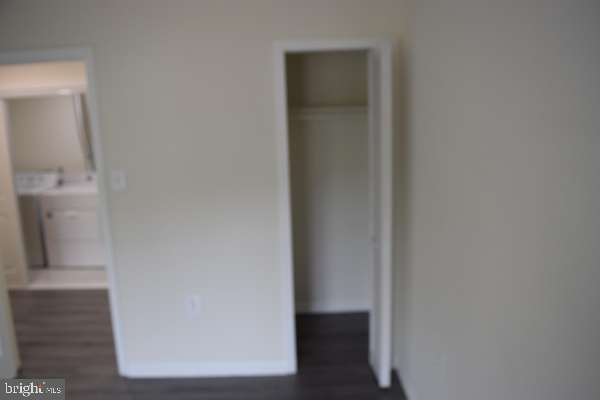 LAKE RIDGE - Residential Lease