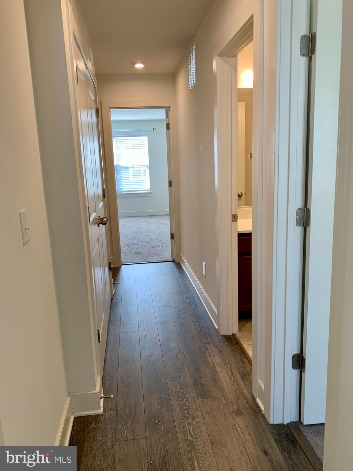 POTOMAC SHORES - Residential Lease