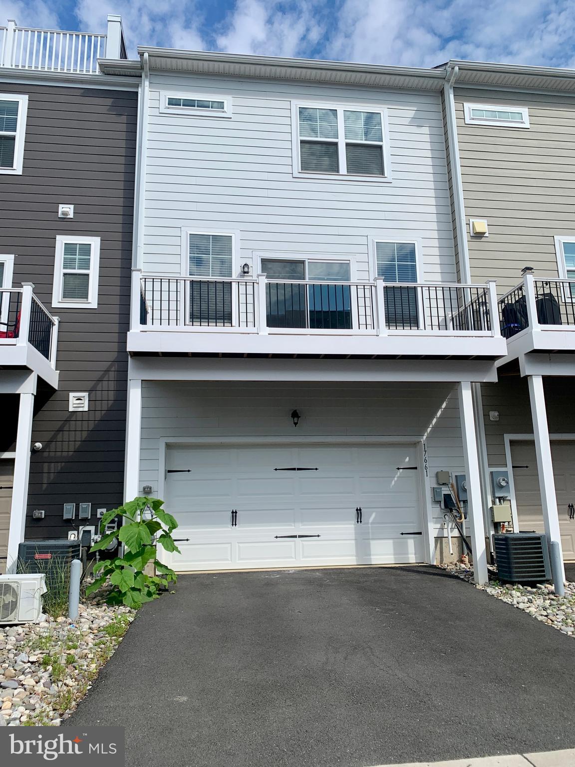 POTOMAC SHORES - Residential Lease