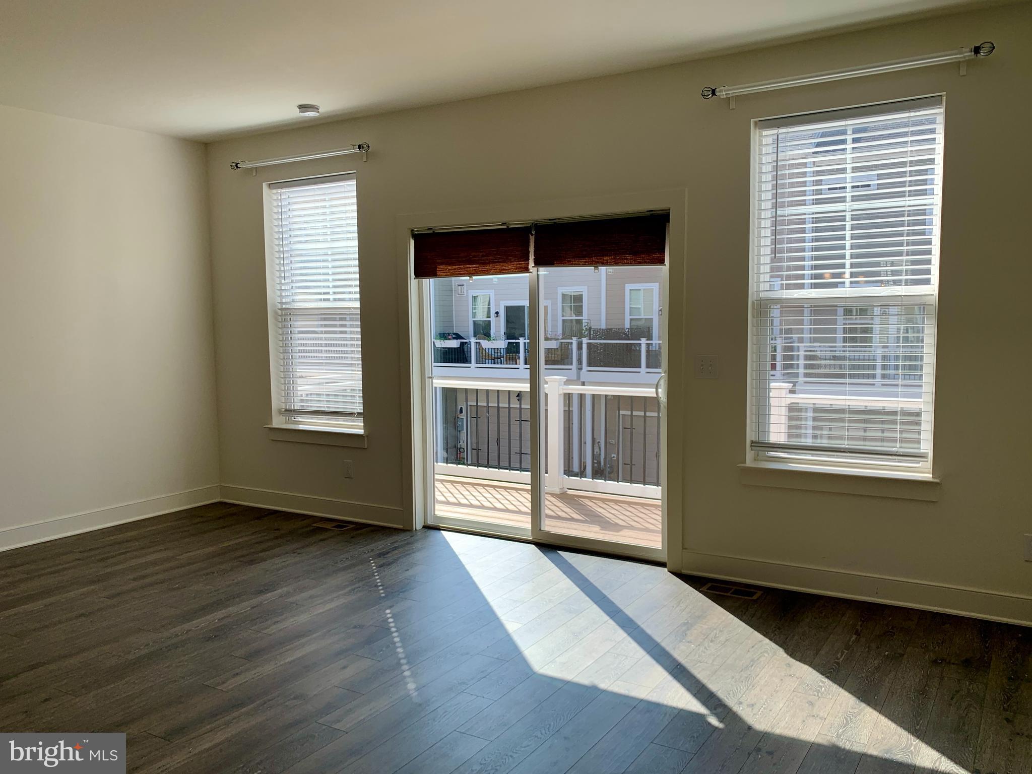 POTOMAC SHORES - Residential Lease