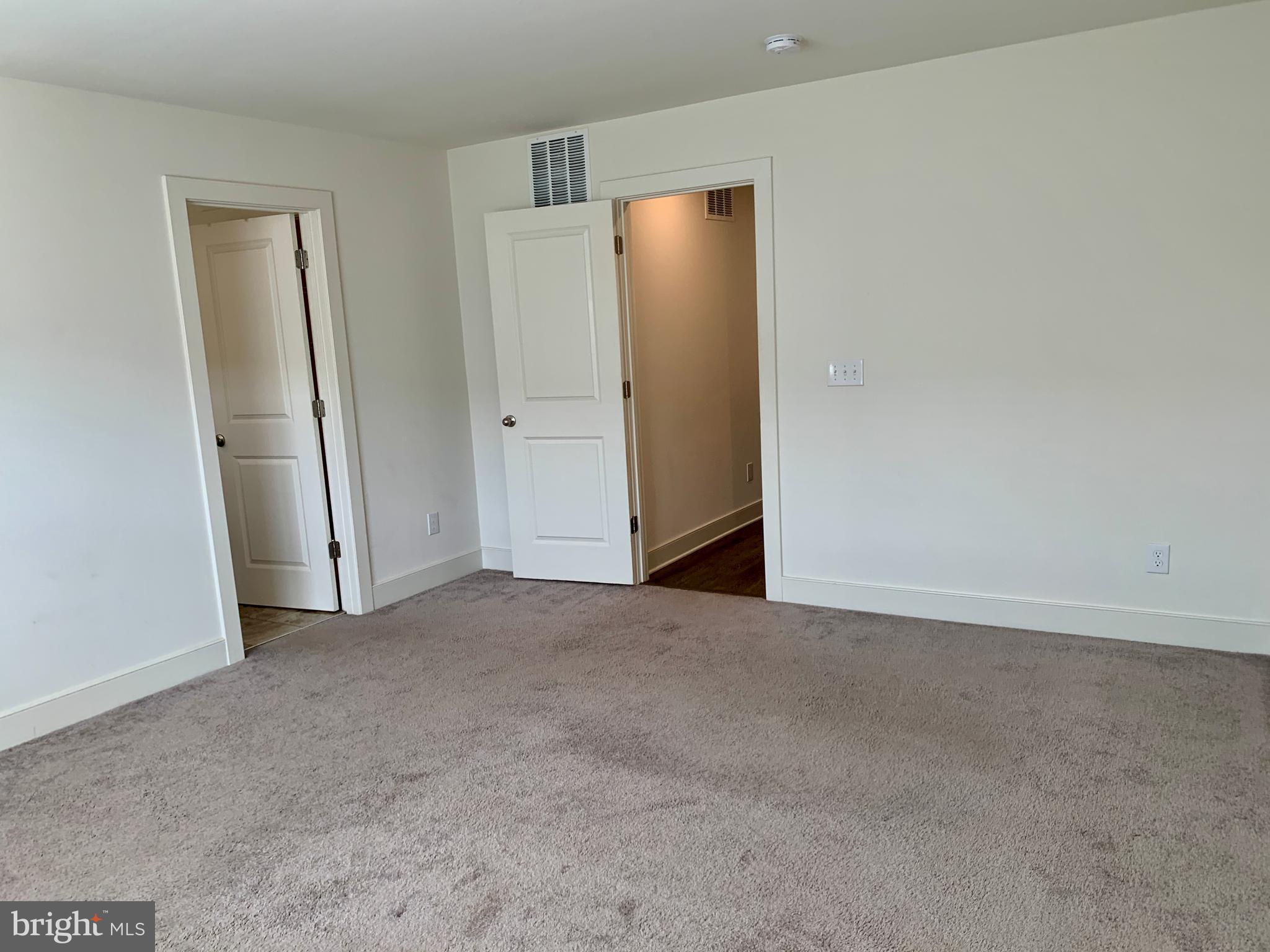 POTOMAC SHORES - Residential Lease