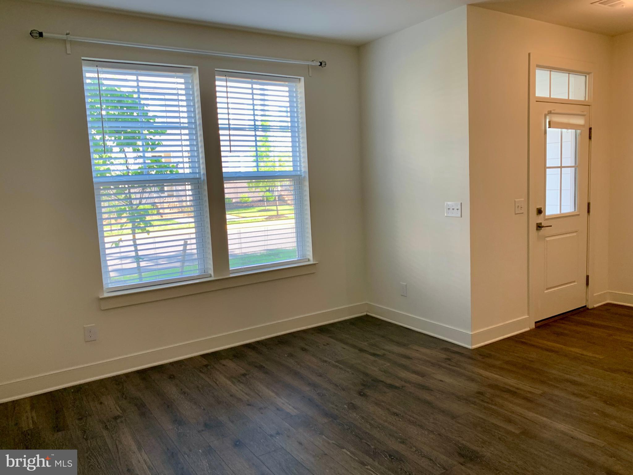 POTOMAC SHORES - Residential Lease