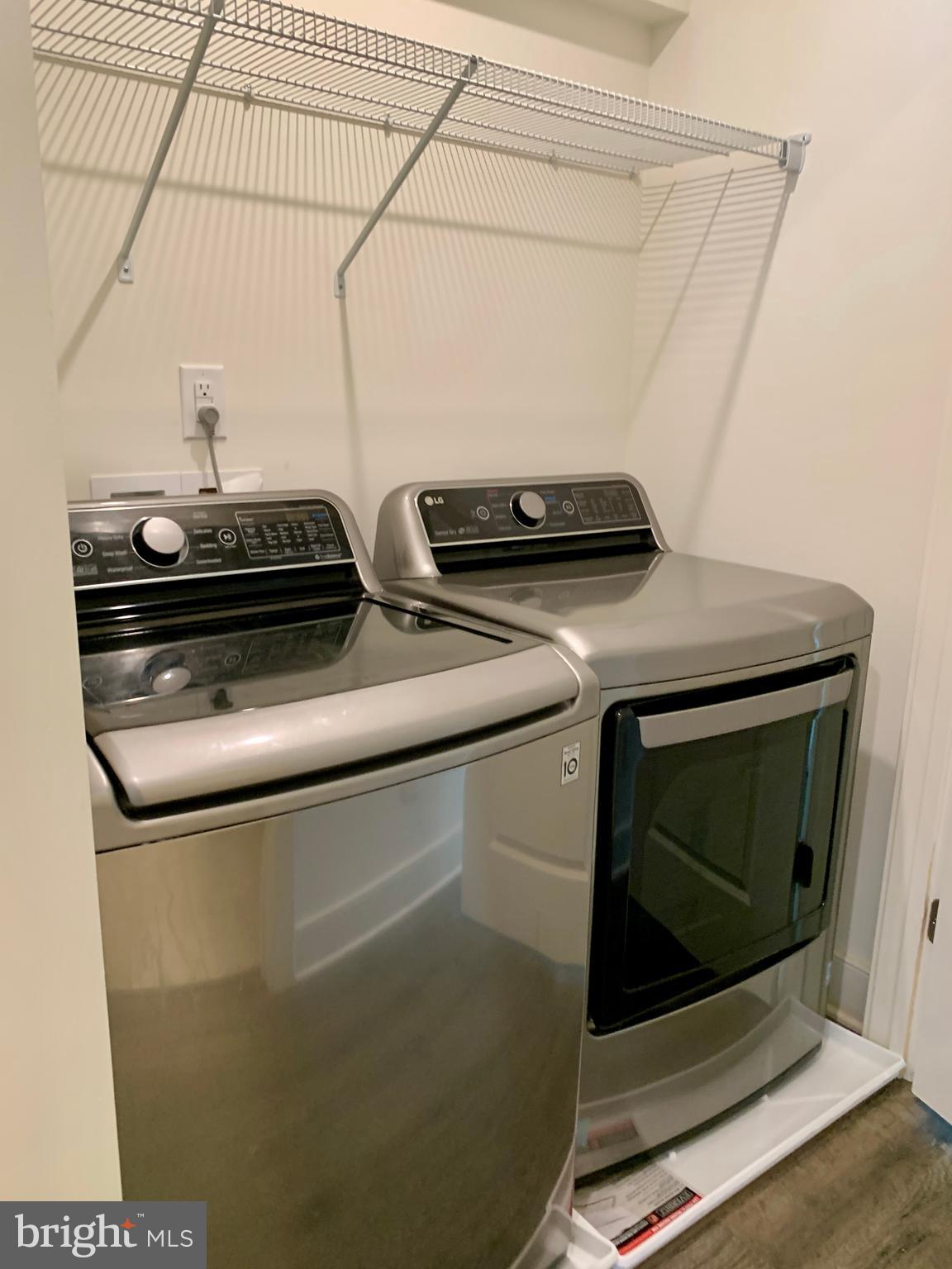 POTOMAC SHORES - Residential Lease