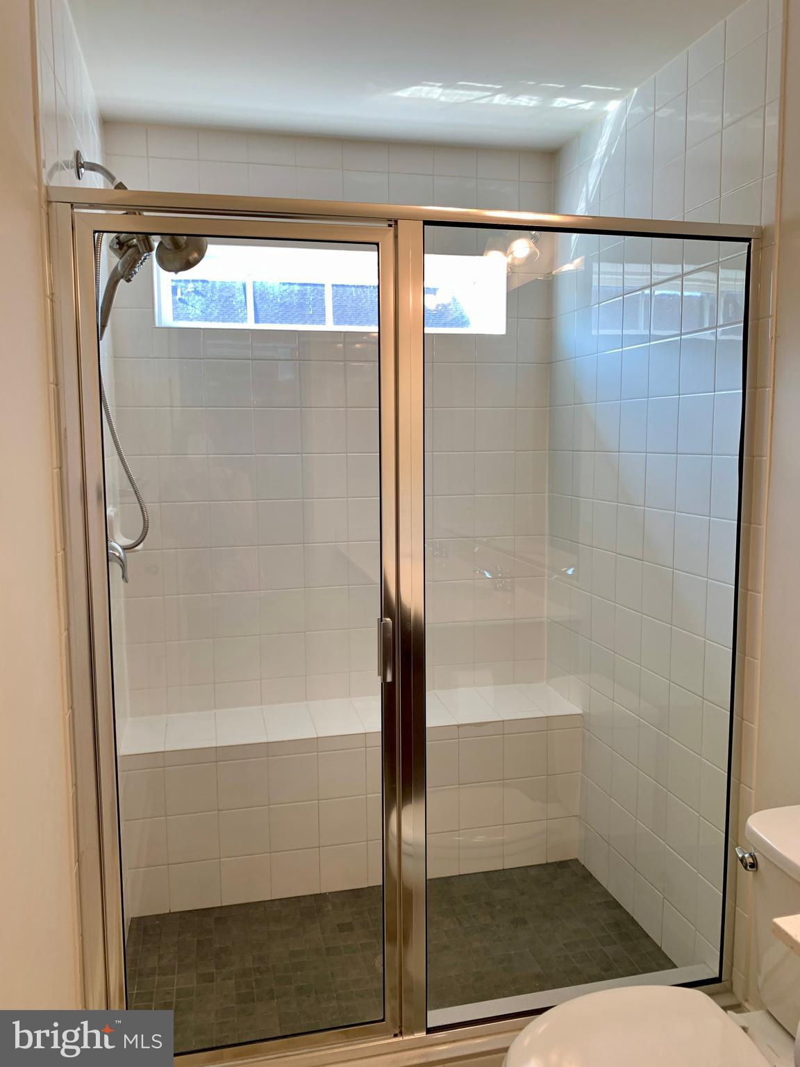 POTOMAC SHORES - Residential Lease