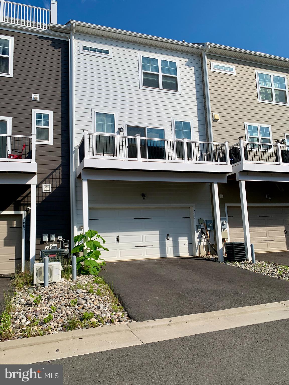 POTOMAC SHORES - Residential Lease