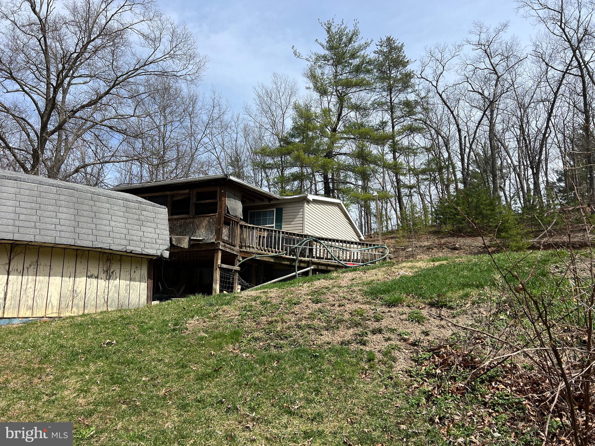 TWIN RIVER - Residential