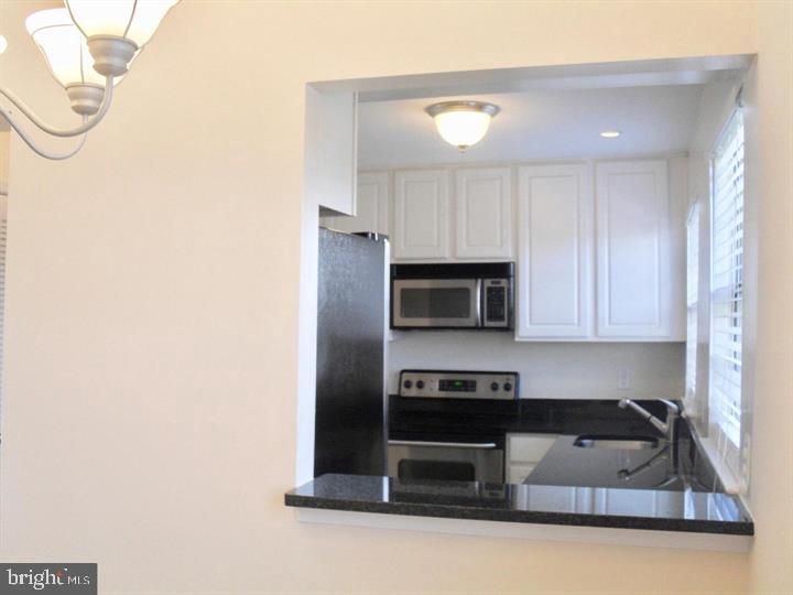 HARBOR TERRACE - Residential Lease