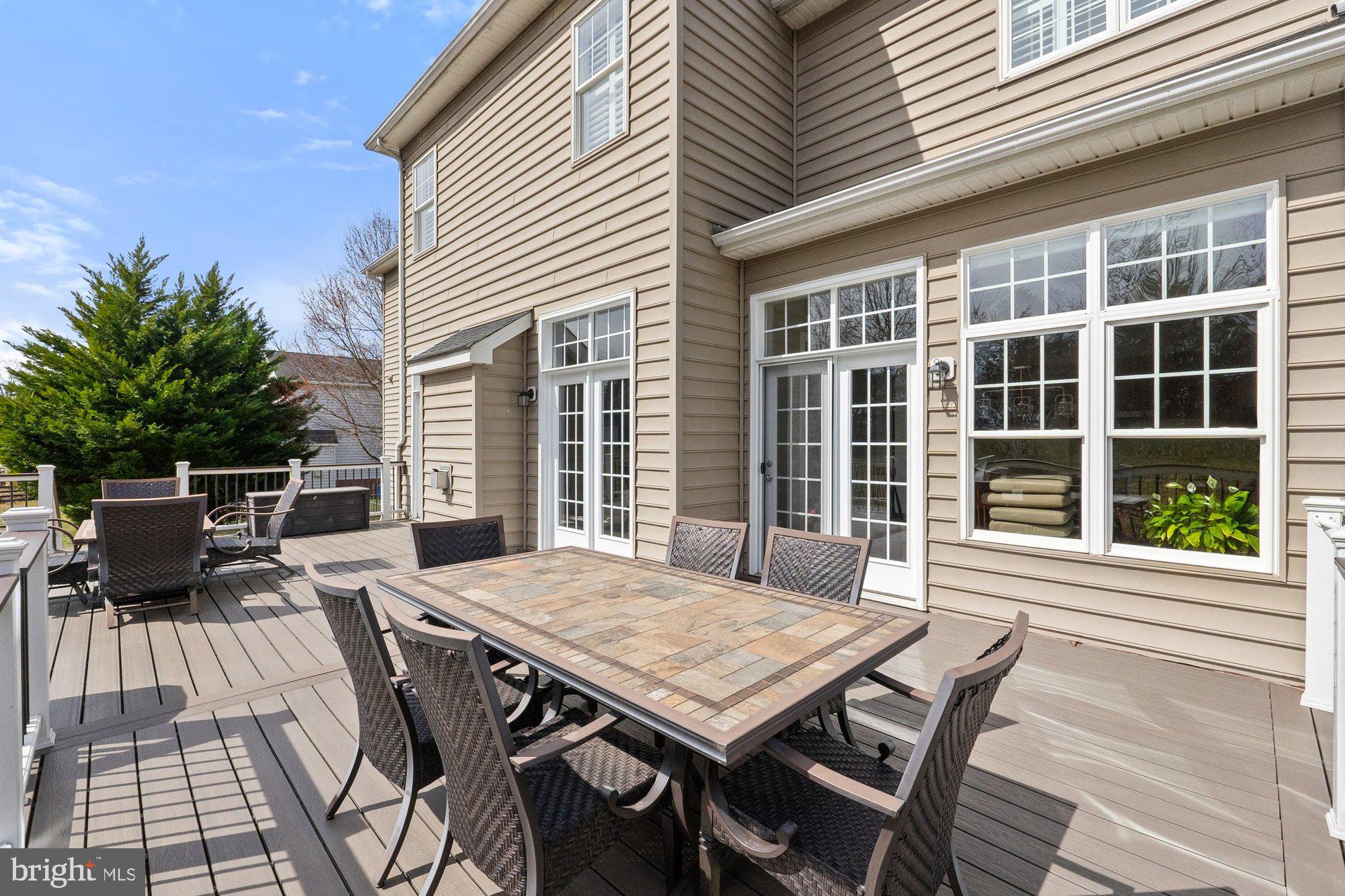 GOOSE CREEK BEND - Residential