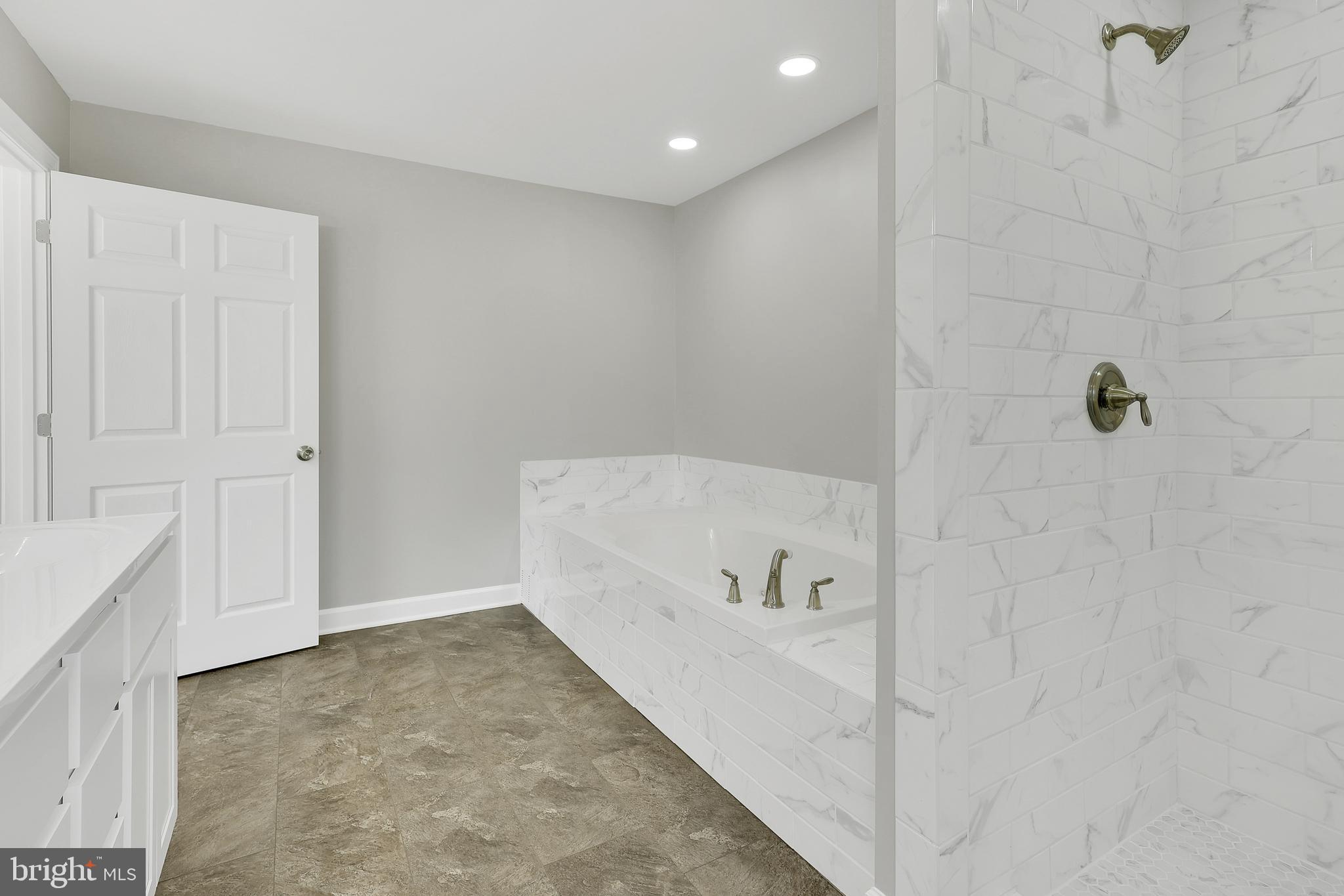 OPEQUON RANCH CLUB - Residential