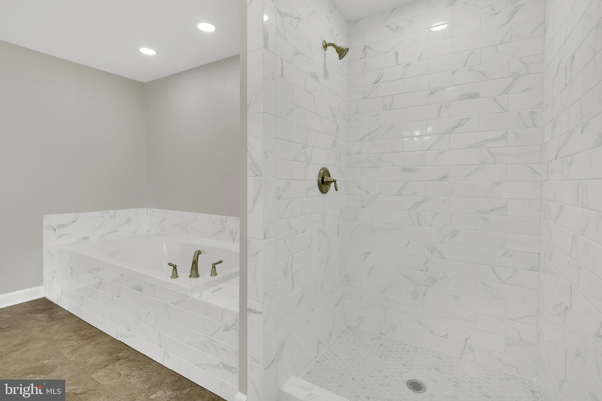 OPEQUON RANCH CLUB - Residential