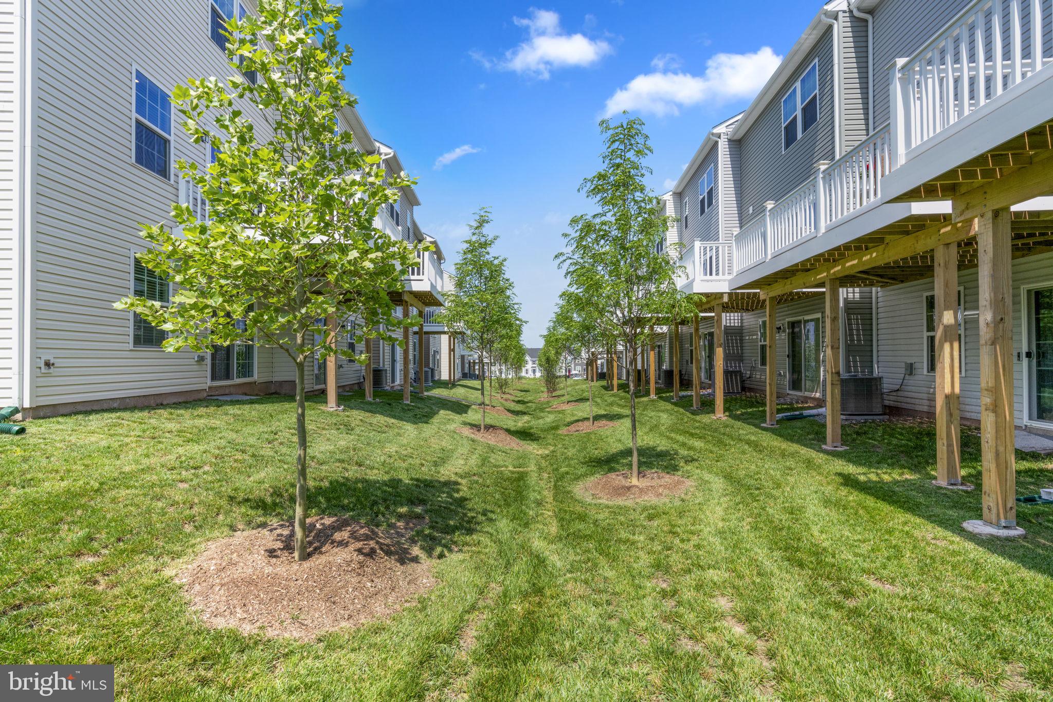 FOXWOOD RIDGE - Residential