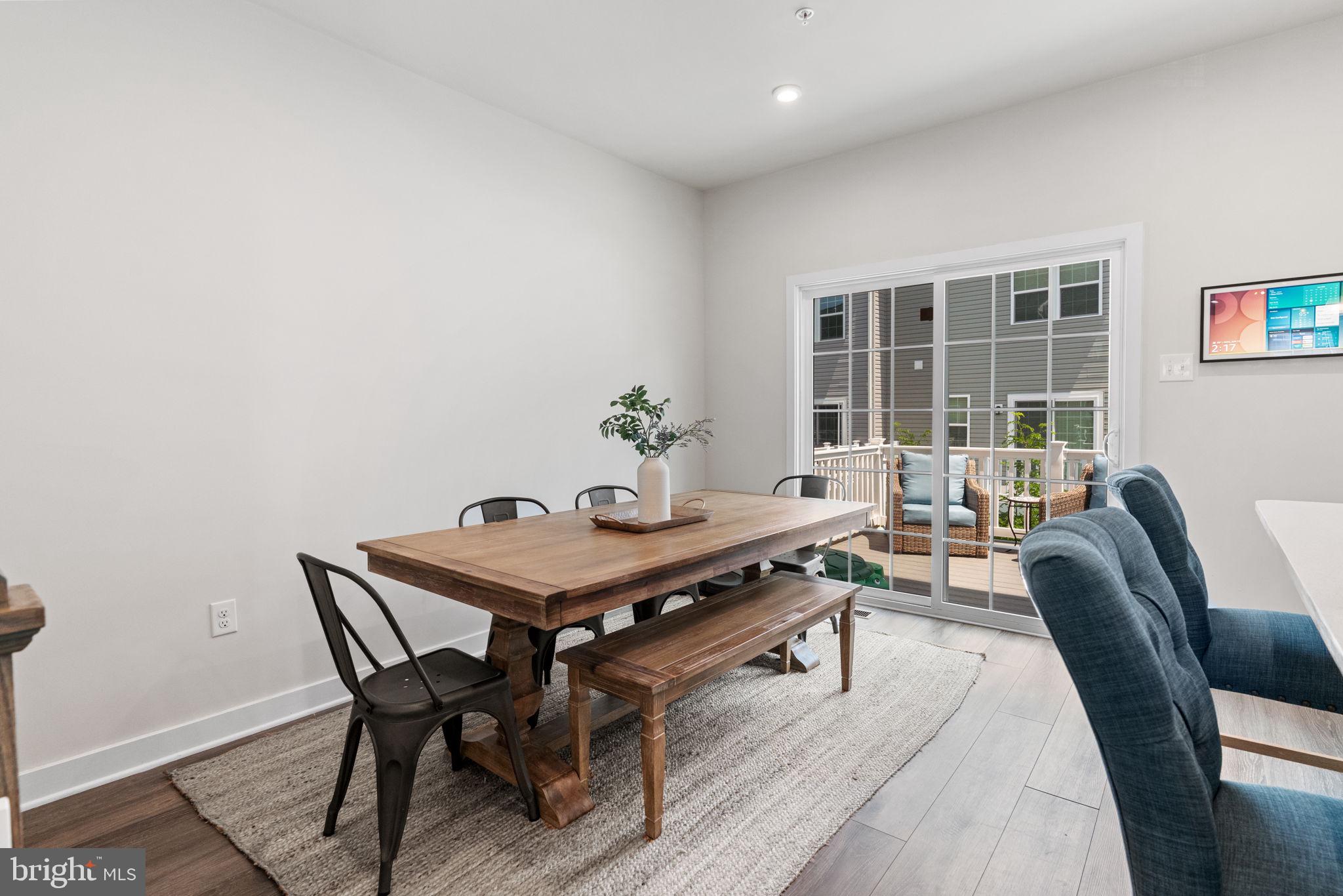 FOXWOOD RIDGE - Residential