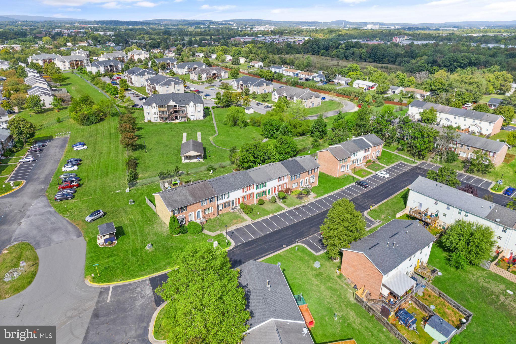 BROOKLAND HEIGHTS - Residential