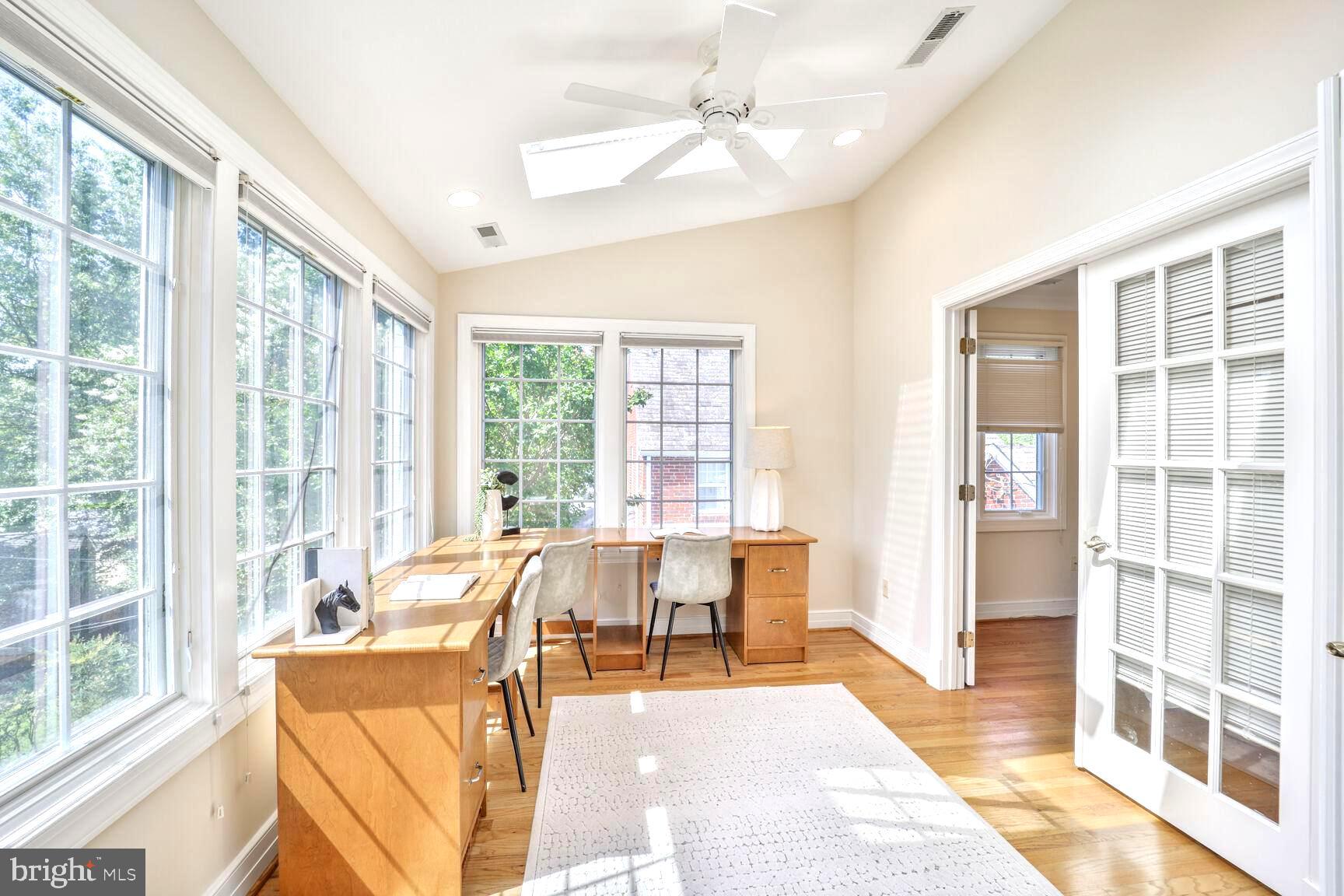 CHEVY CHASE - Residential